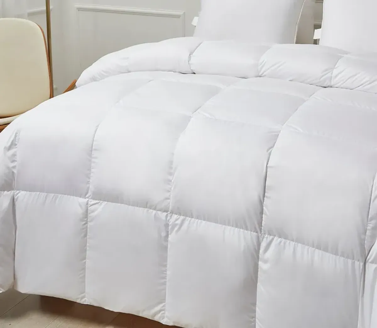 Kathy Ireland Ultra-Soft Nano-Touch White Down Fiber Comforter - Twin