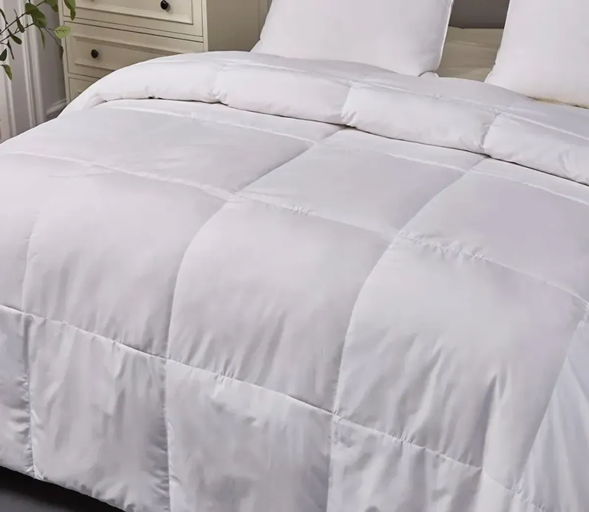 Blue Ridge Home Fashions Blue Ridge Home Microfiber Natural Feather and Down Blend Comforter - Full/Queen