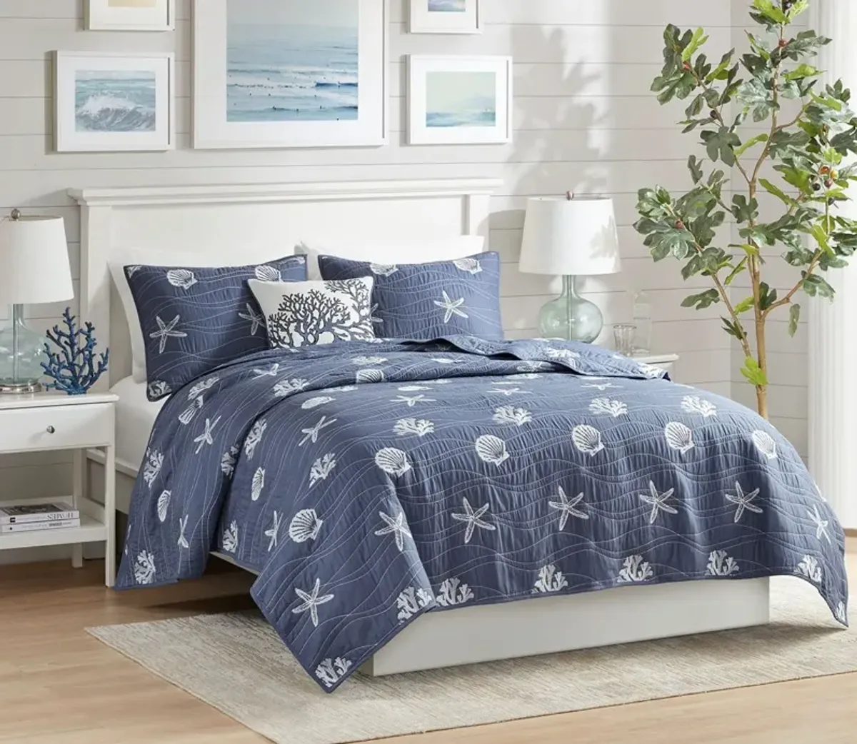 Harbor House Seaside Embroidered Cotton 4-Piece Coverlet Set