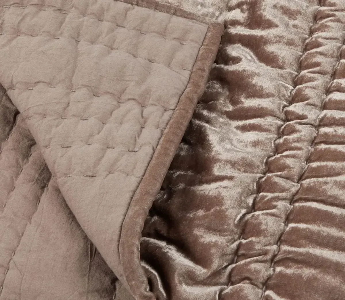 Villa by Classic Home Seville Desert Taupe Velvet Quilt - King