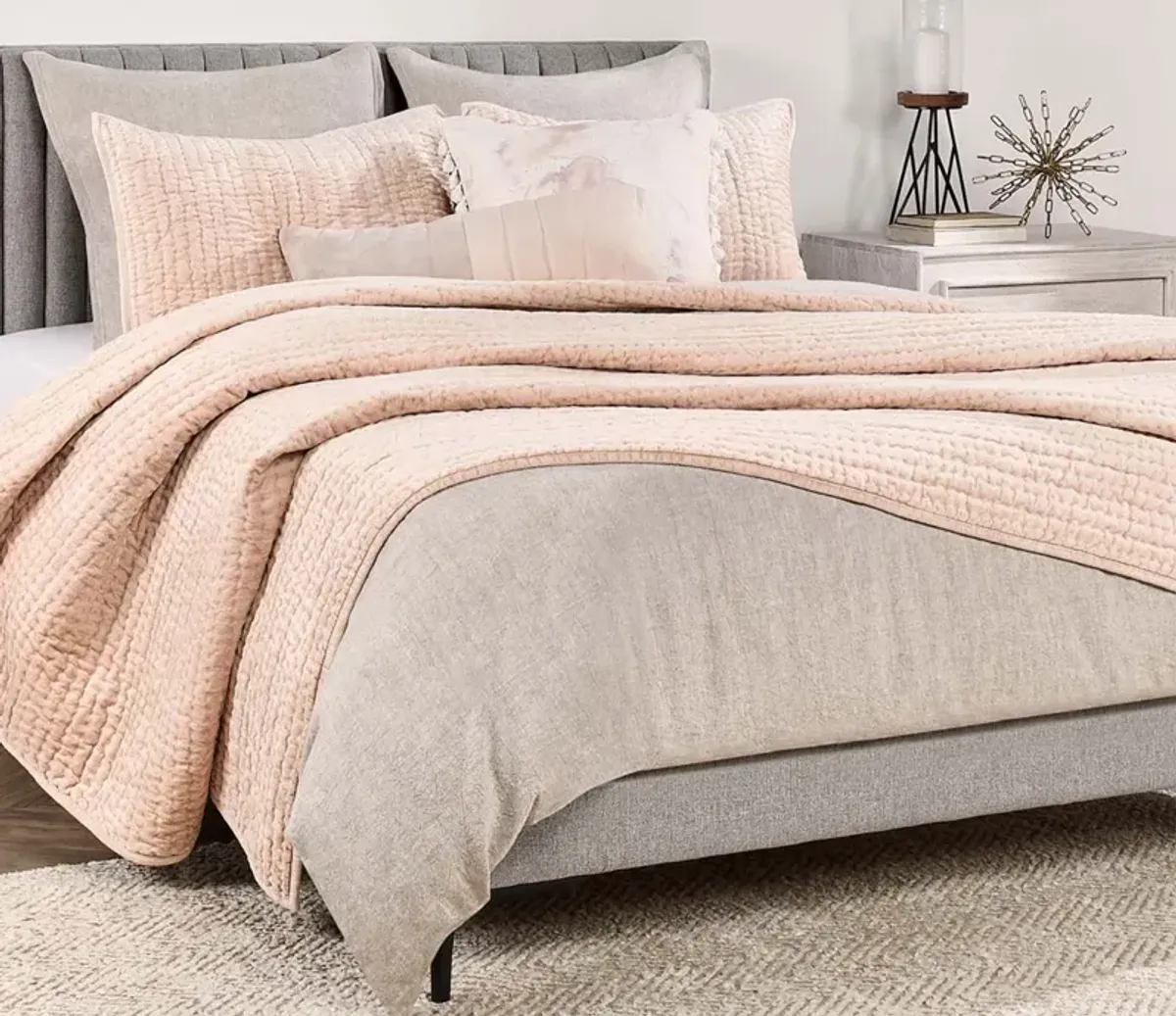 Villa by Classic Home Bari Velvet Quilt Set - Nude - King