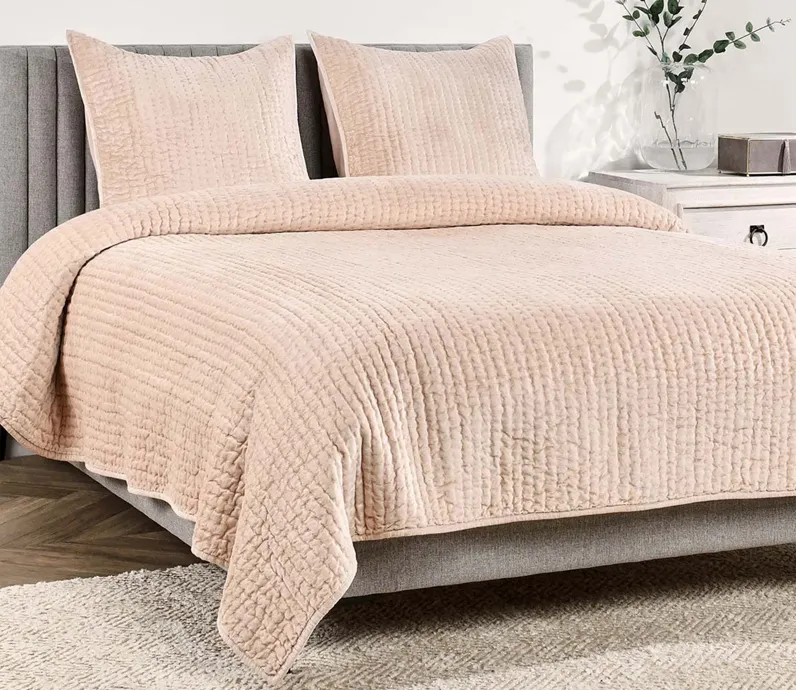 Villa by Classic Home Bari Velvet Quilt Set - Nude - King