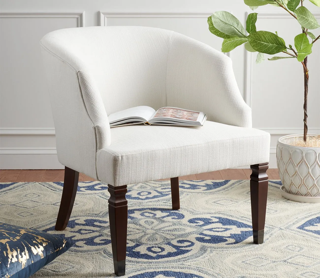 Safavieh Ibuki Accent Chair