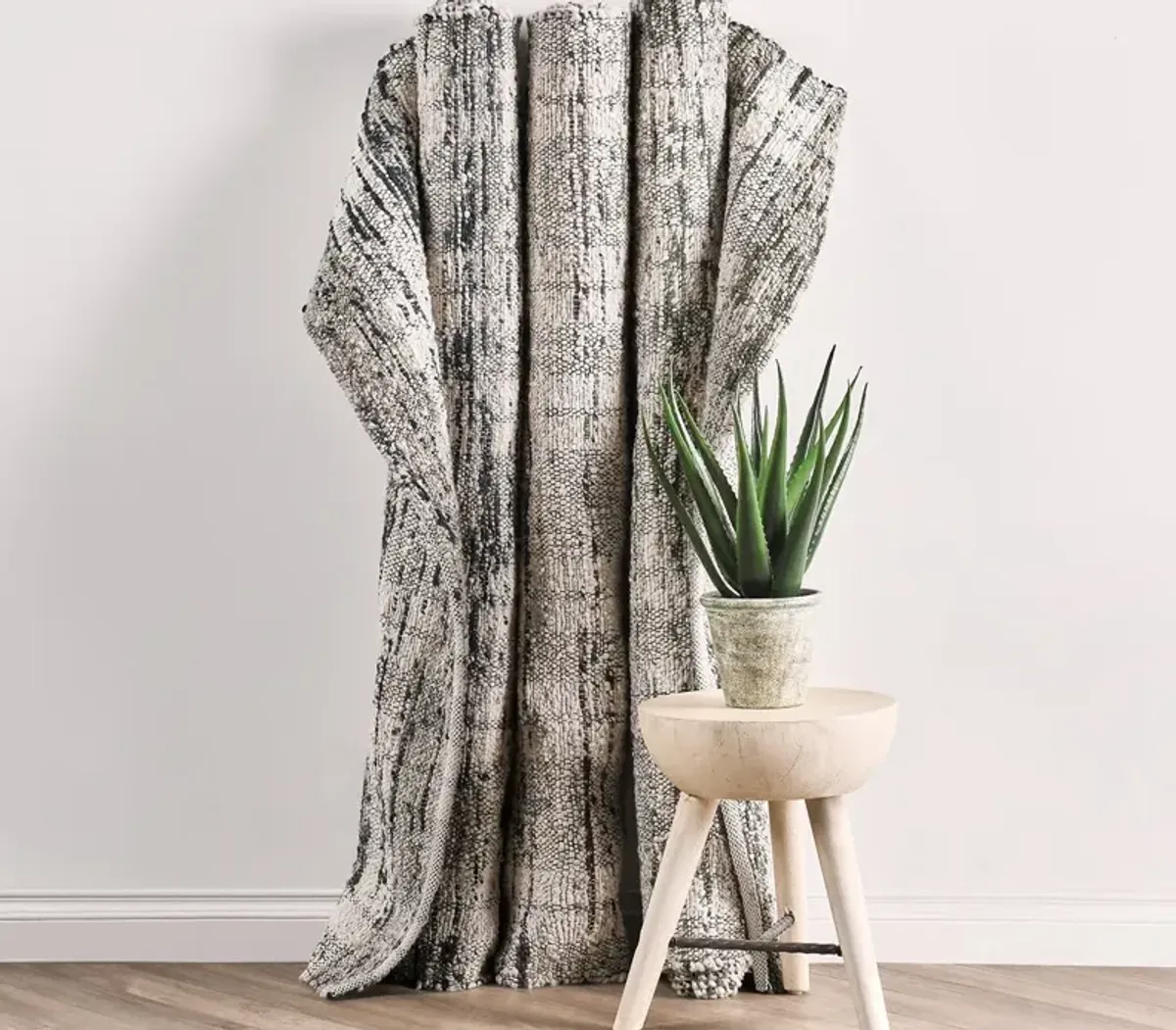 Villa by Classic Home Perth Cotton Wool Area Rug - Natural - 8' x 10'