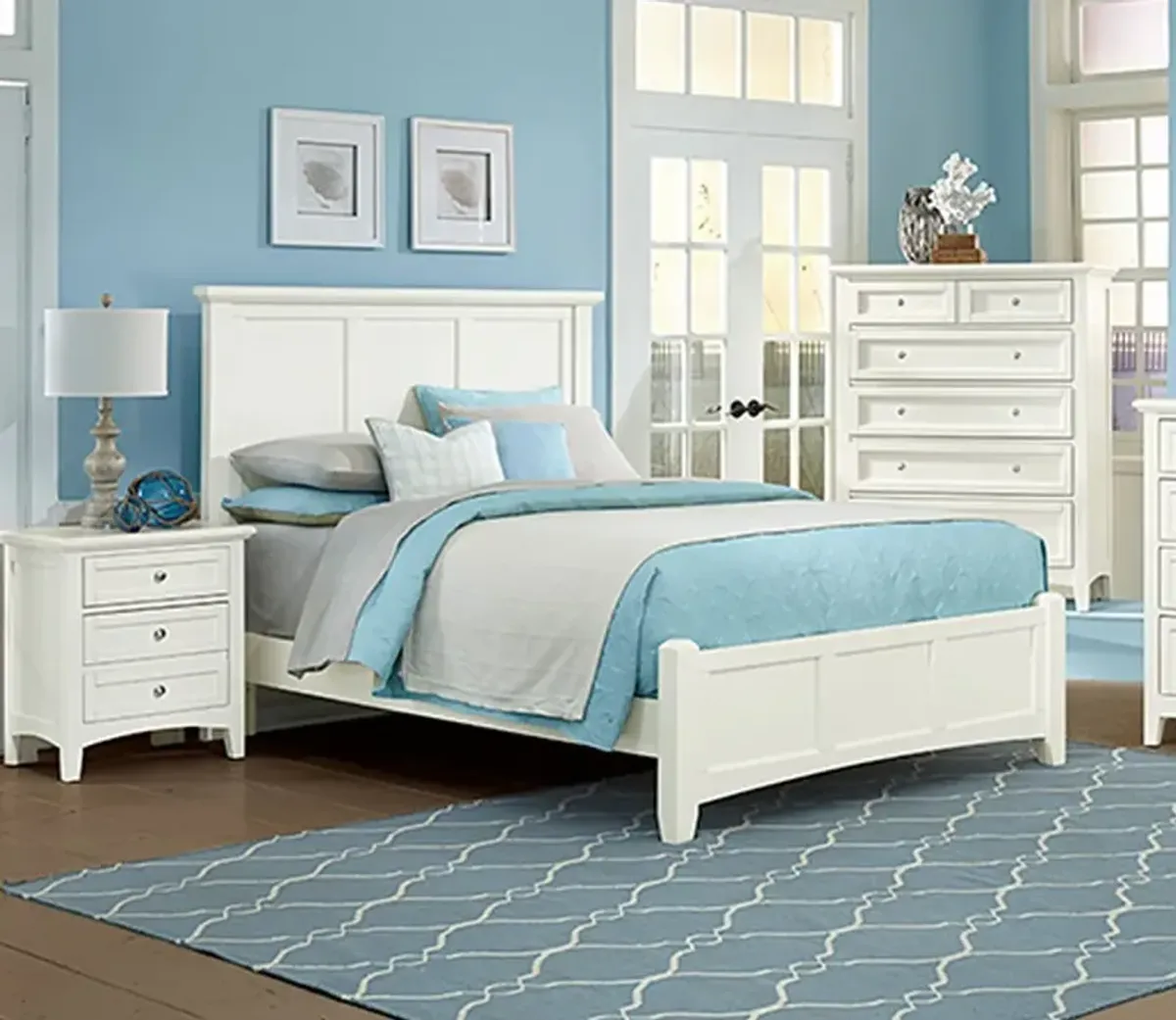 Vaughan Bassett Bonanza Bedroom Set - White - King