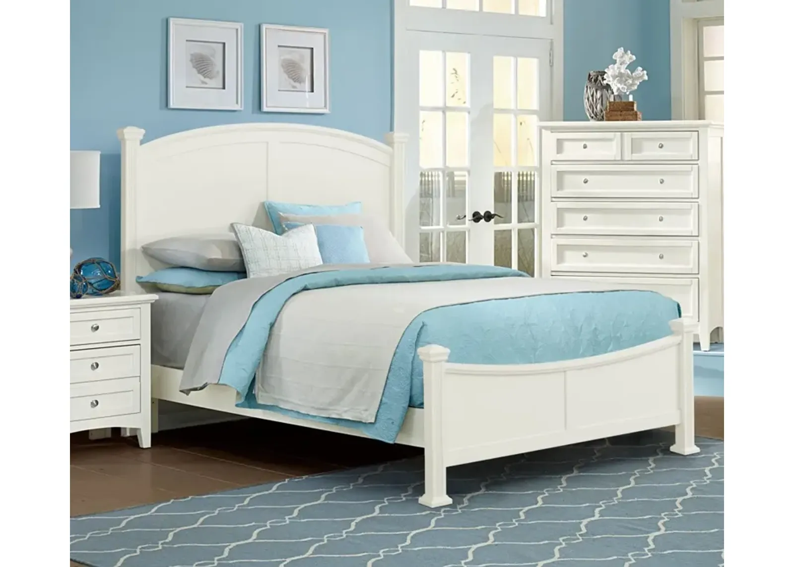 Vaughan Bassett Bonanza Poster Bed Bedroom Set - White - Queen