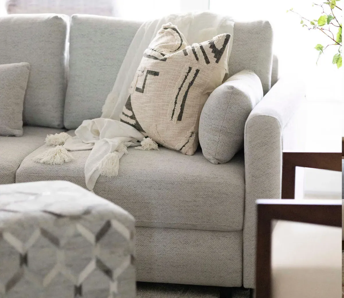 CM Home Amani Sleeper Sofa - Ivory - Queen