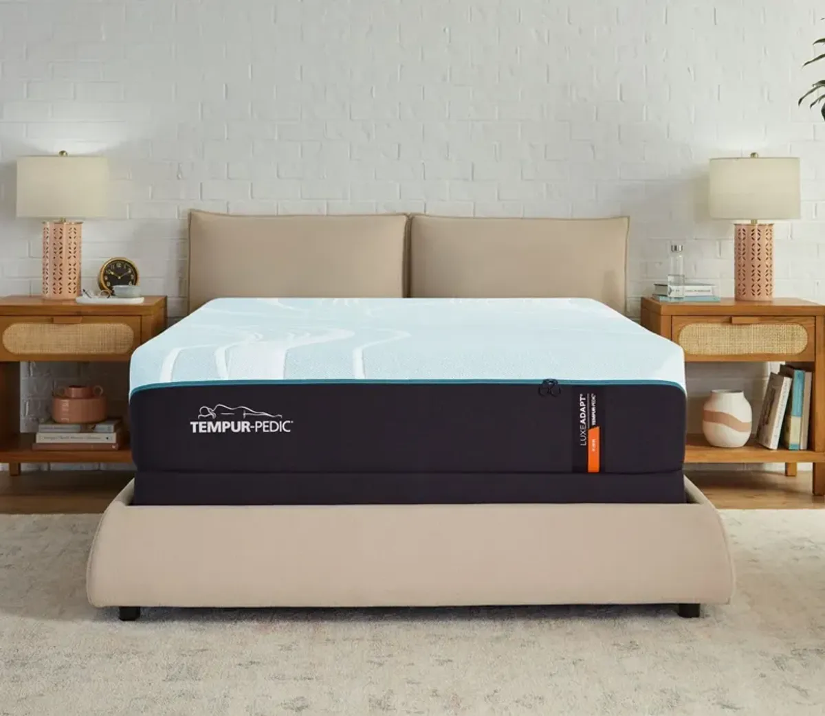 Tempur-Pedic TEMPUR-LuxeAdapt 2.0 Firm Mattress - Queen