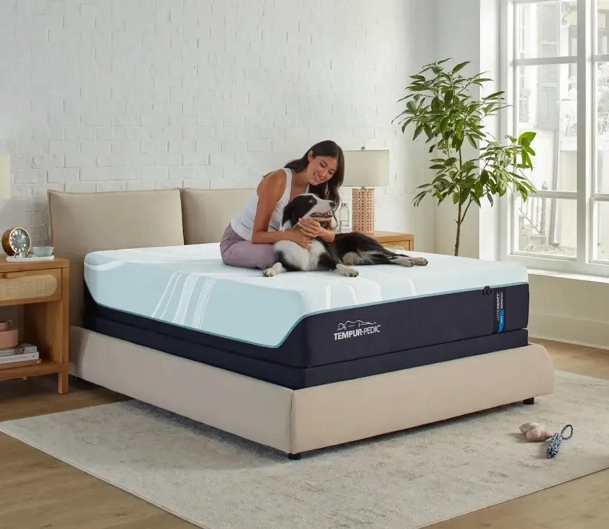 Tempur-Pedic TEMPUR-LuxeAdapt 2.0 Soft Mattress - Queen