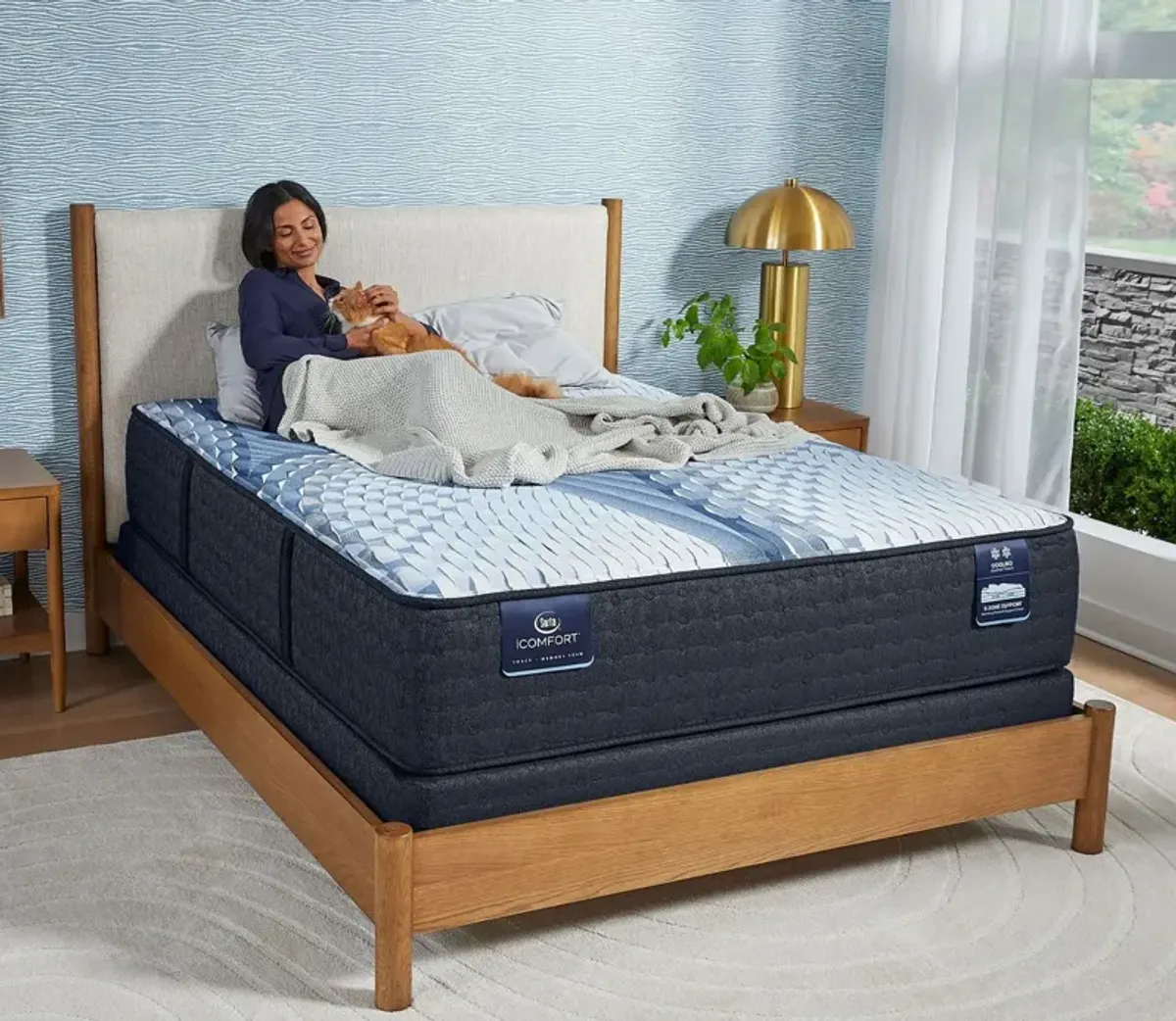 Serta iComfort Iona Medium Mattress - Memory Foam - Full