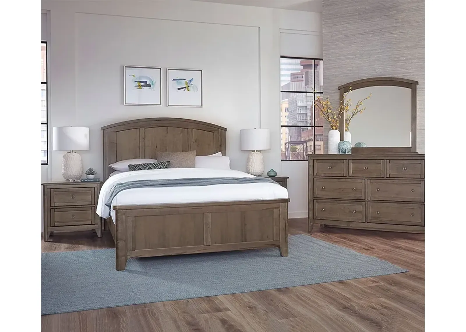 Vaughan Bassett Woodbridge Arched Wood Bed - Clear Maple - Queen