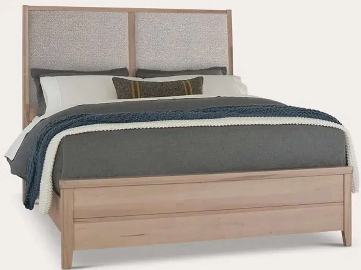 Vaughan Bassett Woodbridge Upholstered Panel Bed - Clear Maple/Grey - Queen