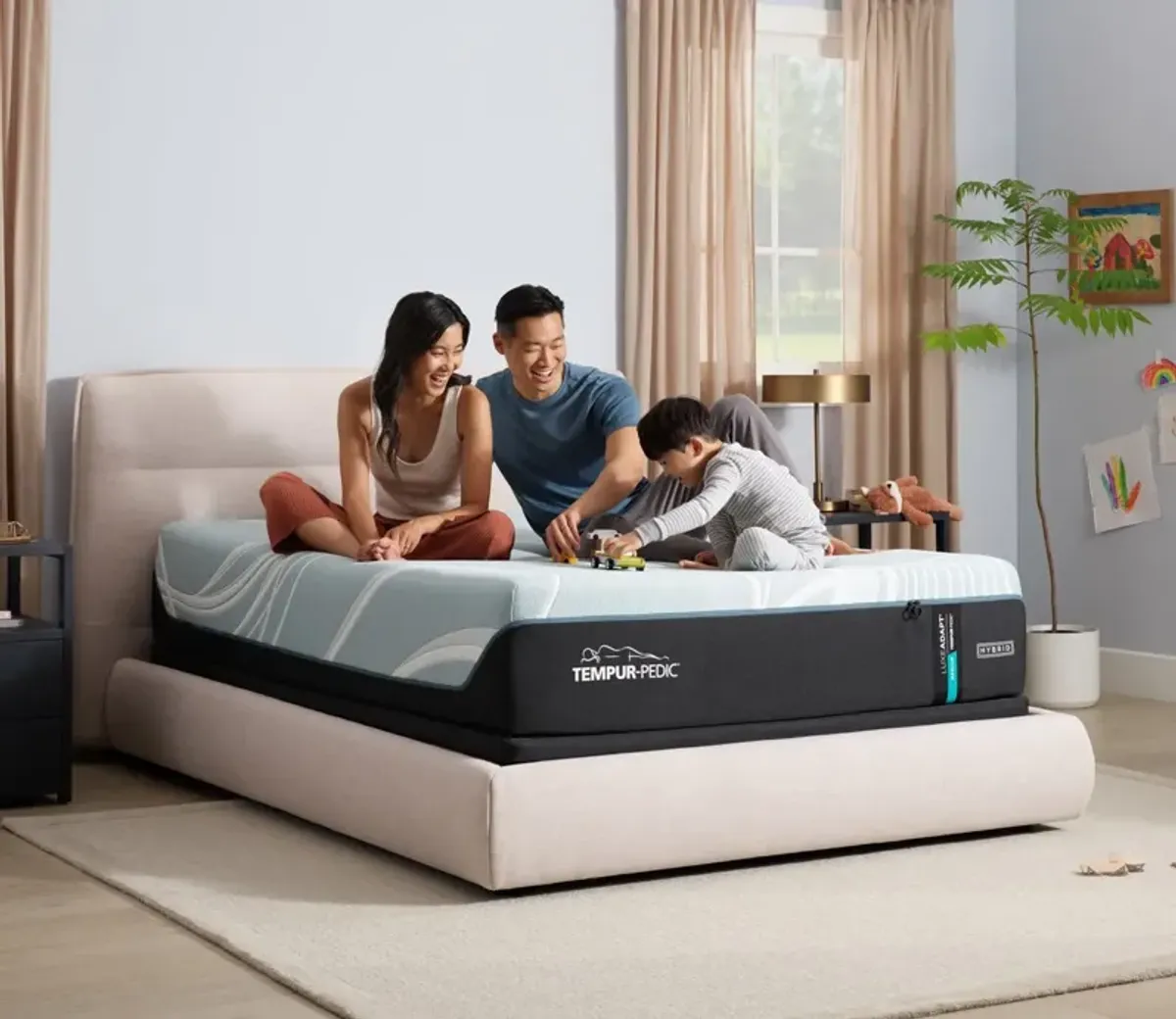 Tempur-Pedic TEMPUR-LuxeAdapt 2.0 Medium Hybrid Mattress - King