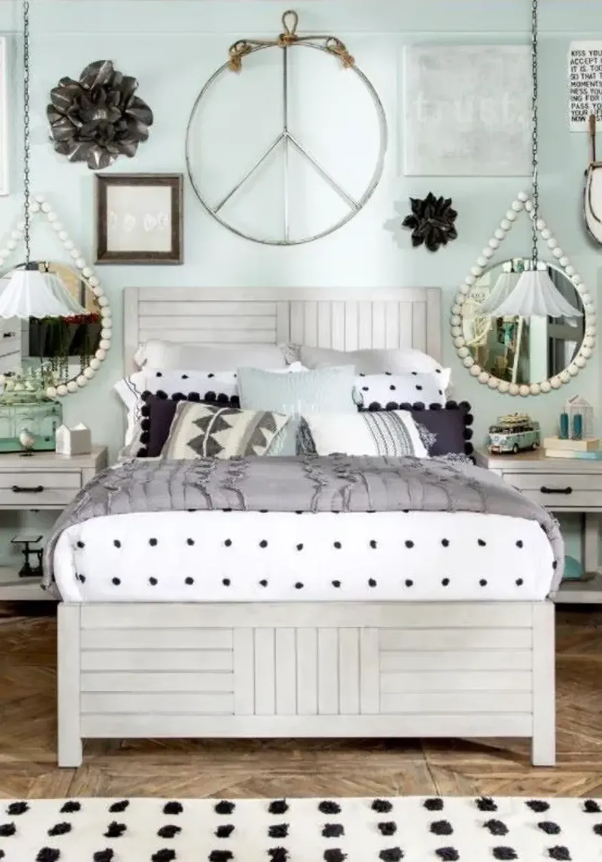 Legacy Kids Teen Summer Camp White Full Bed