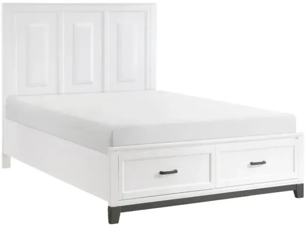 Homelegance® Garretson Gray/White Queen Panel Bed with Footboard Storage