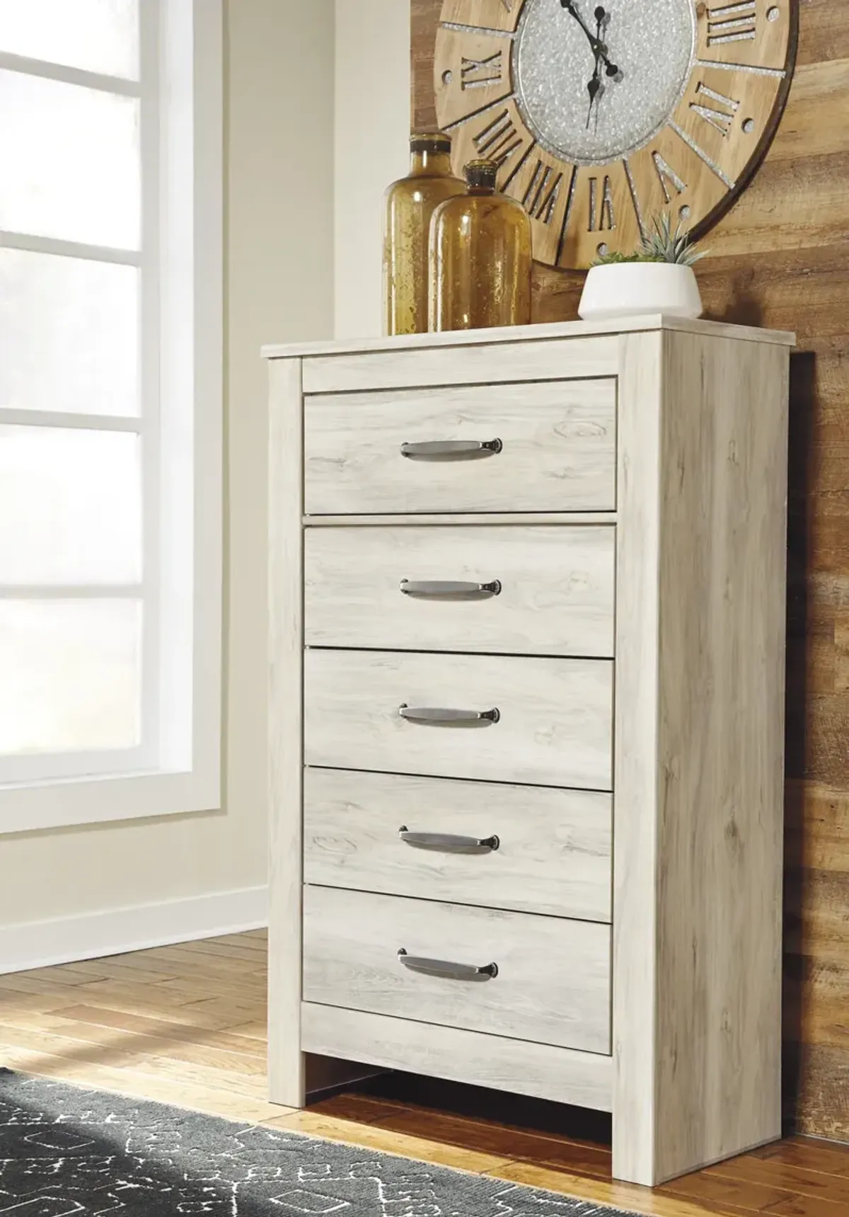 Ramos Linen Chest