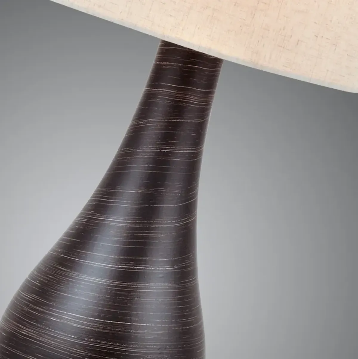 Quatro Table Lamp