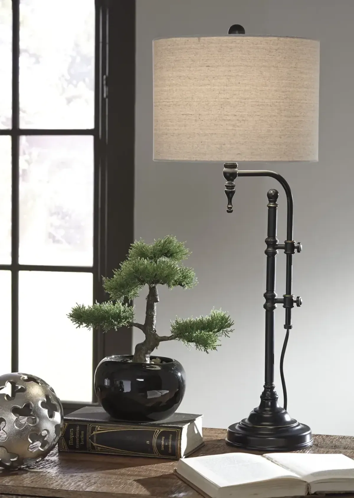 Moonami Table Lamp