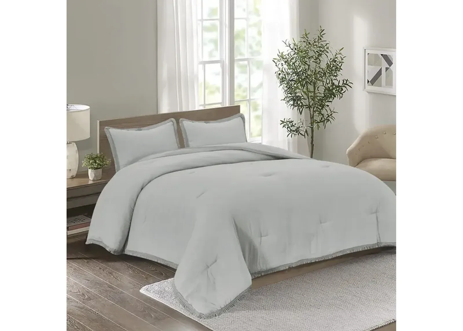 Novella Bed Set