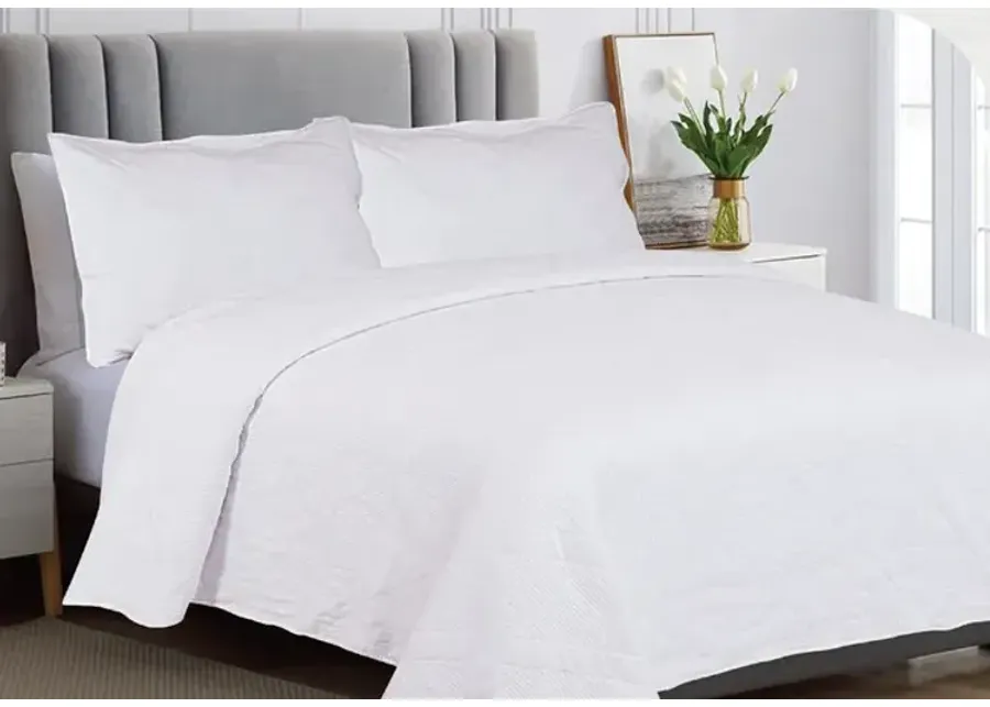 3 Piece Queen Quilt Set - White