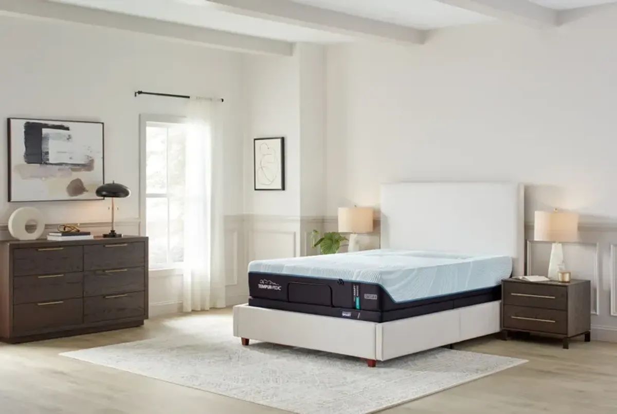 TEMPUR-ProAdapt Medium Hybrid King Mattress