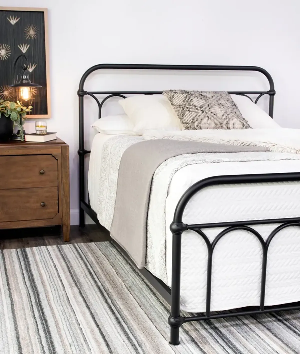 Nash Queen Metal Bed 