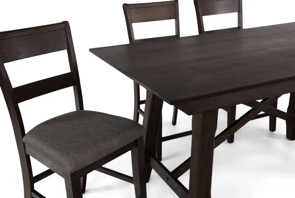 Hillcrest Counter Table With 4 Counter Stools