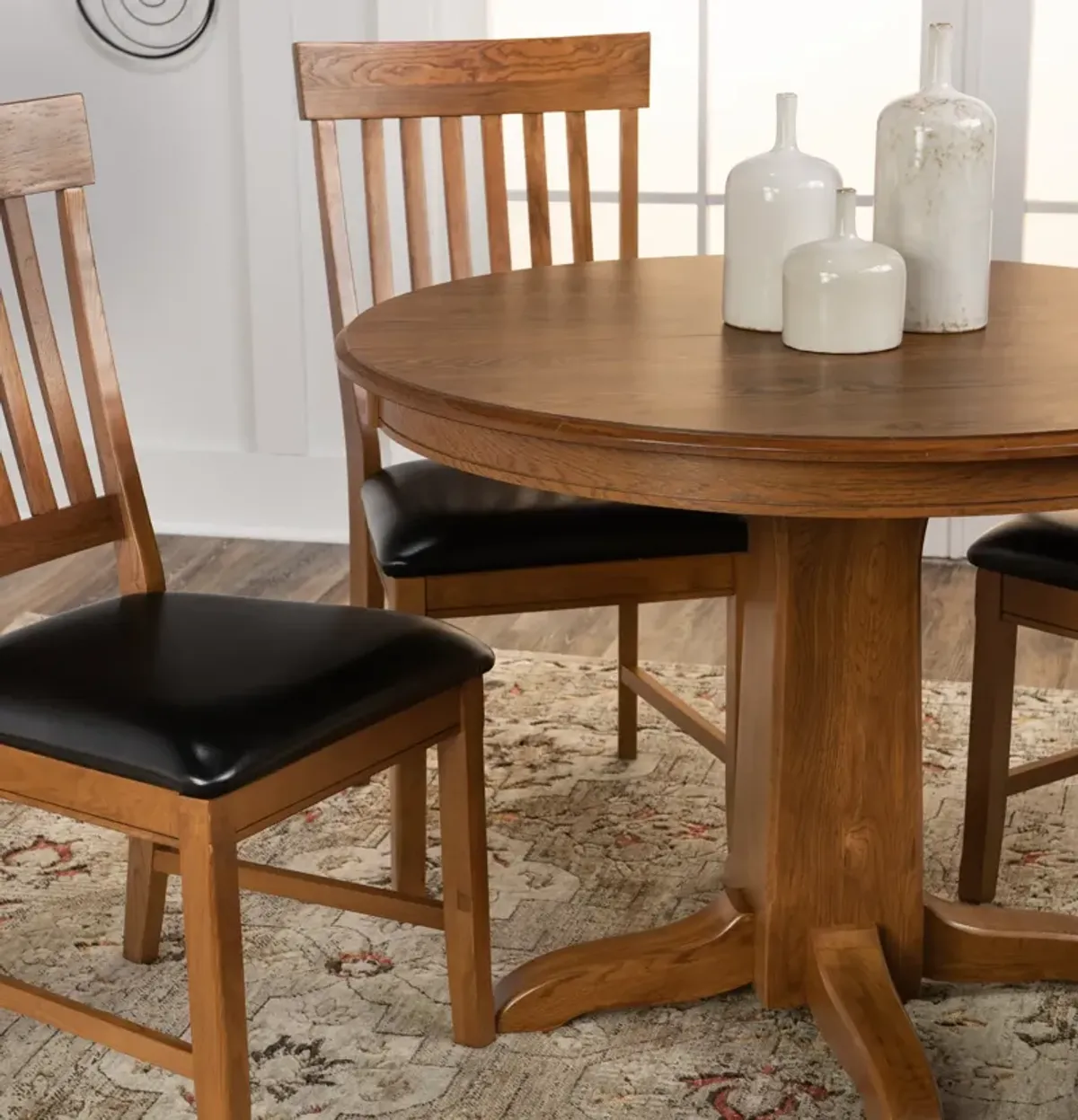 Family Dining Round Extension Table With 4 Slat Back Chairs