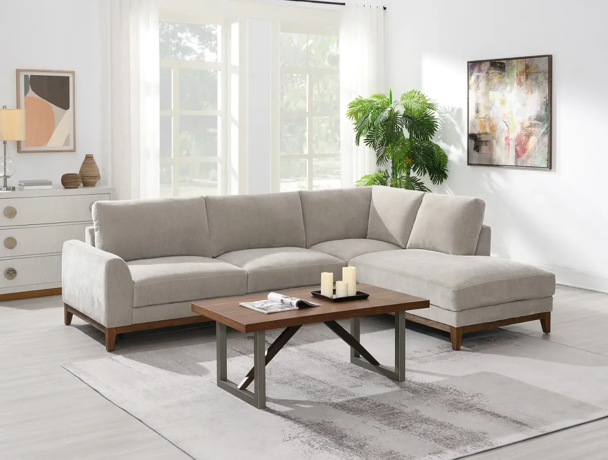 Madison Sectional With Right Chaise - Aluminum