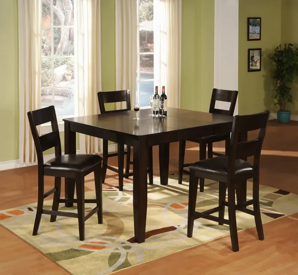 Lincoln Counter Table With 4 Counter Stools