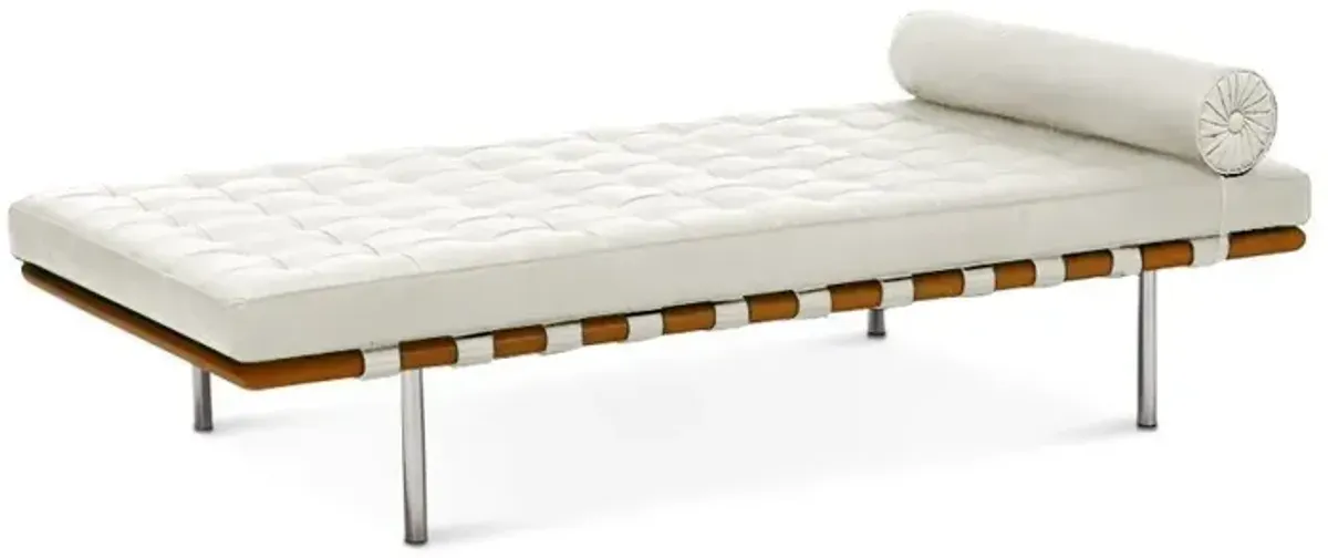 Pavilion Daybed
