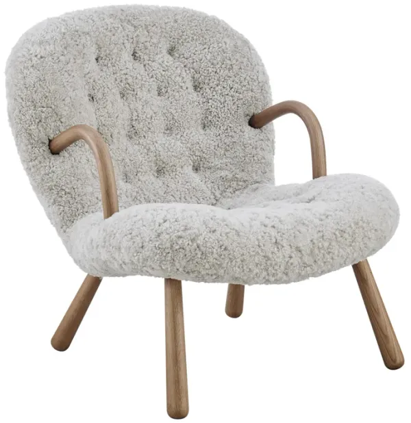 Arctander Clam Chair
