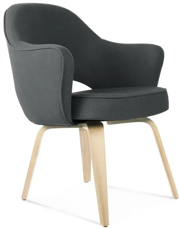 Saarinen Executive Armchair - Wood Legs