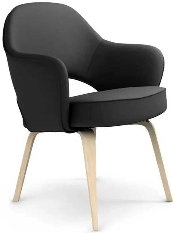 Saarinen Executive Leather Armchair - Wood Legs