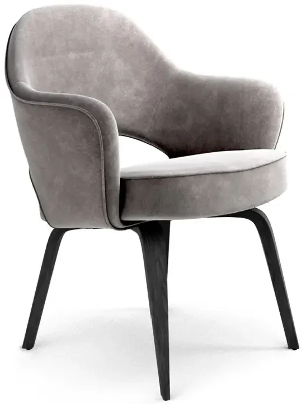 Saarinen Executive Armchair - Wood Legs