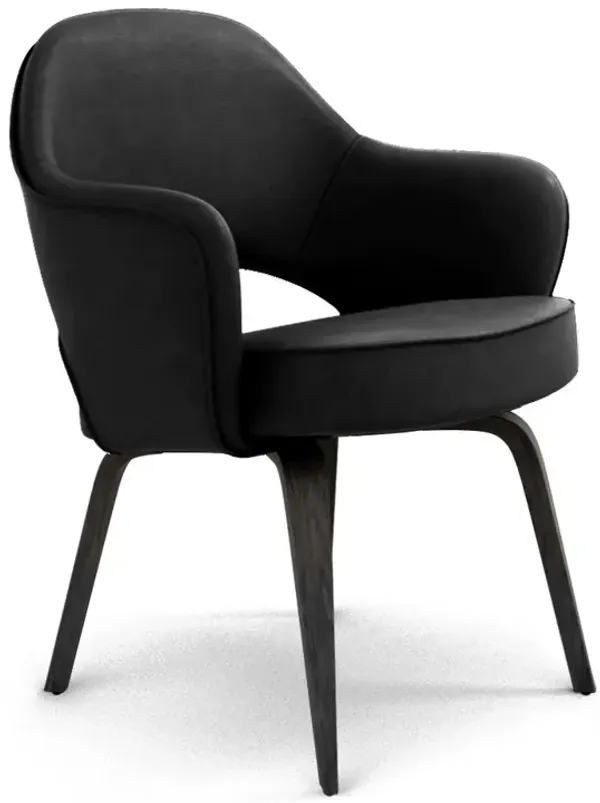 Saarinen Executive Leather Armchair - Wood Legs