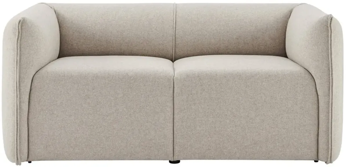 Mia Loveseat