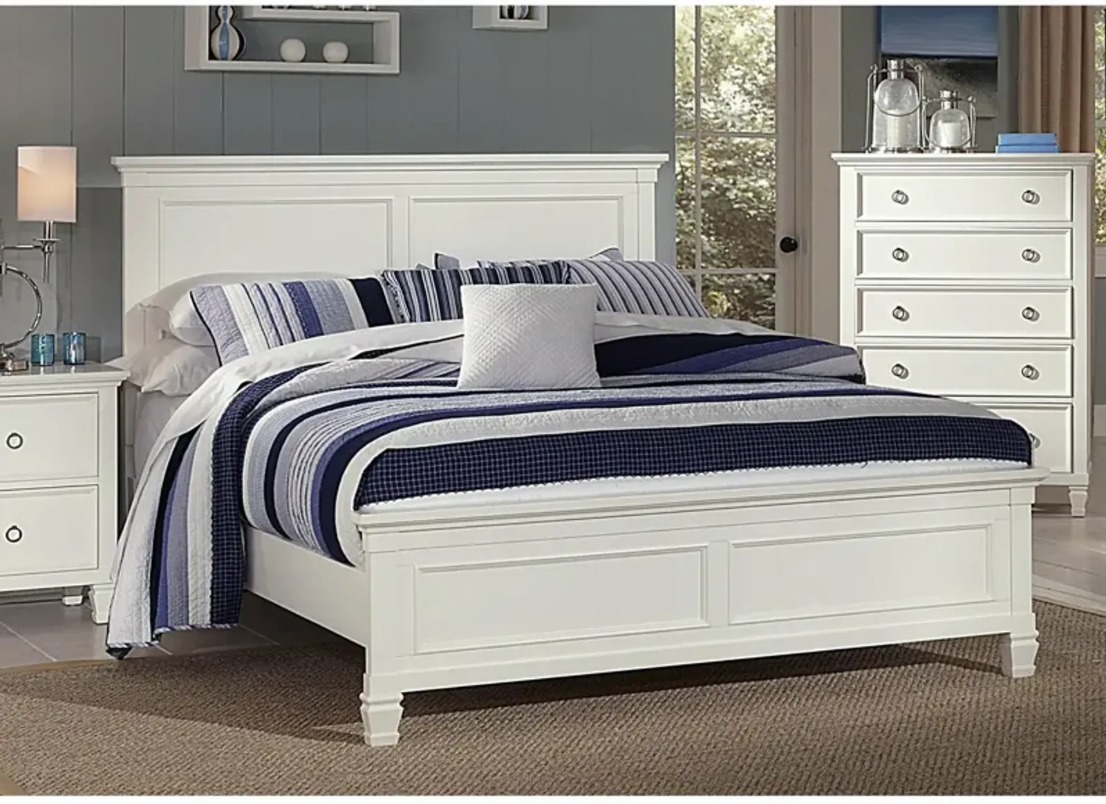 King / White Tamarack Bed