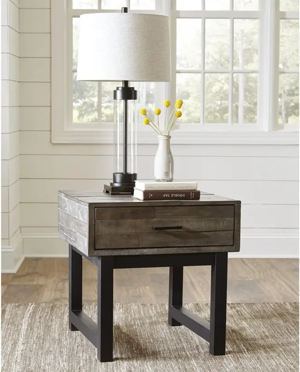 Mondoro End Table