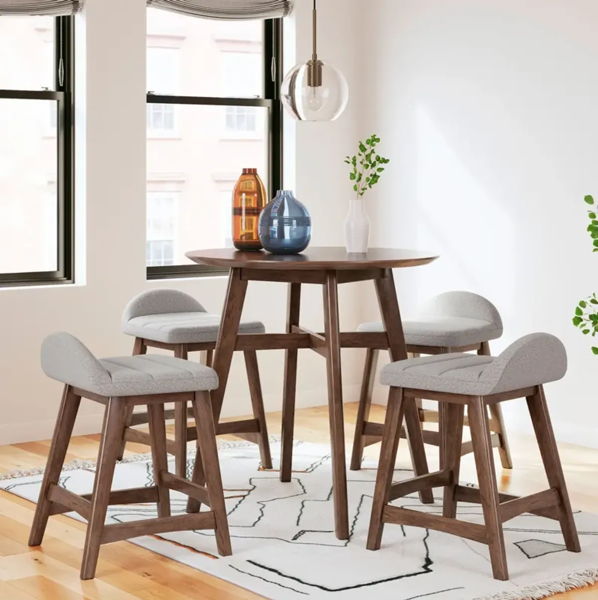 Grey Lyncott Counter Height Dining Set