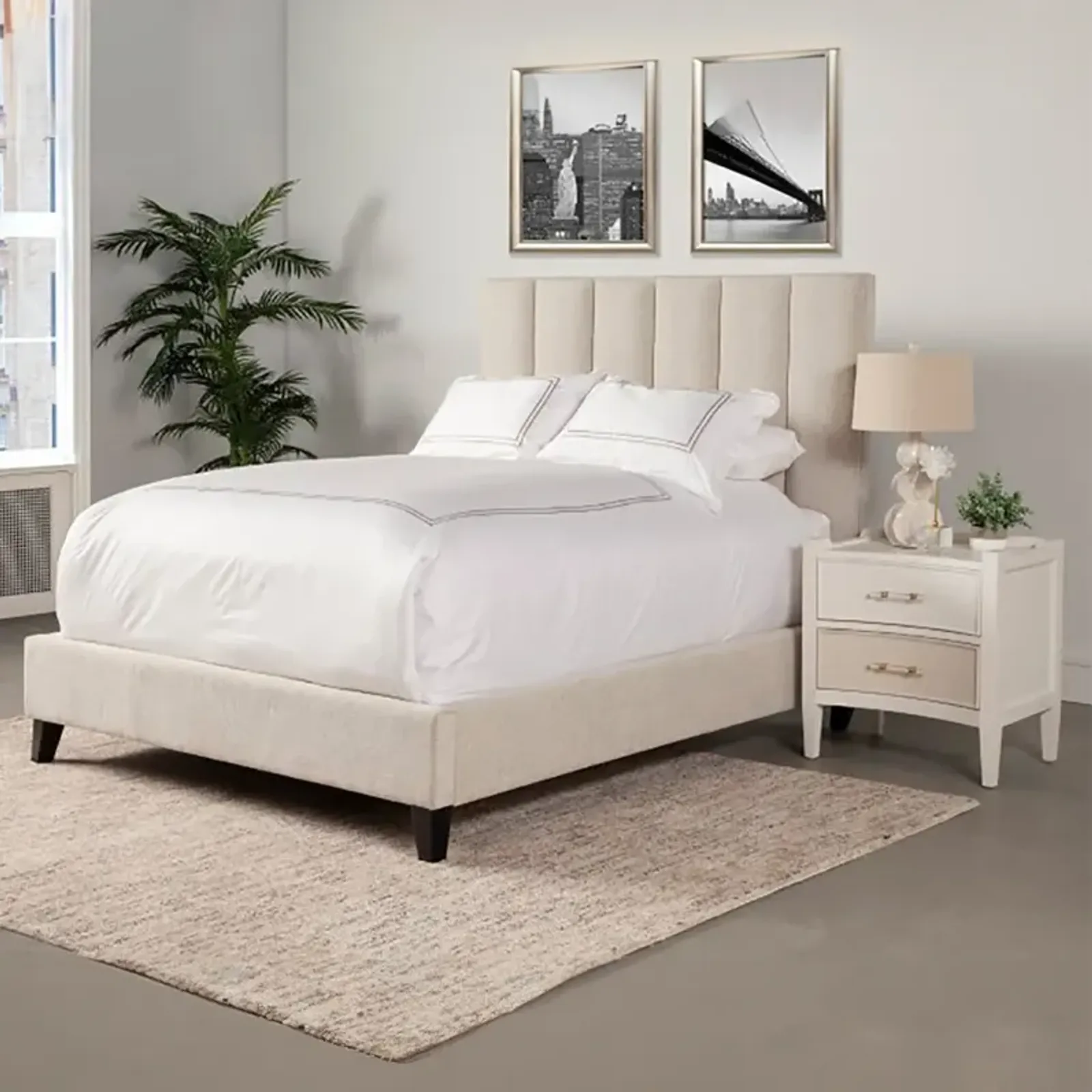 Queen / Natural Aiden Upholstered Bed