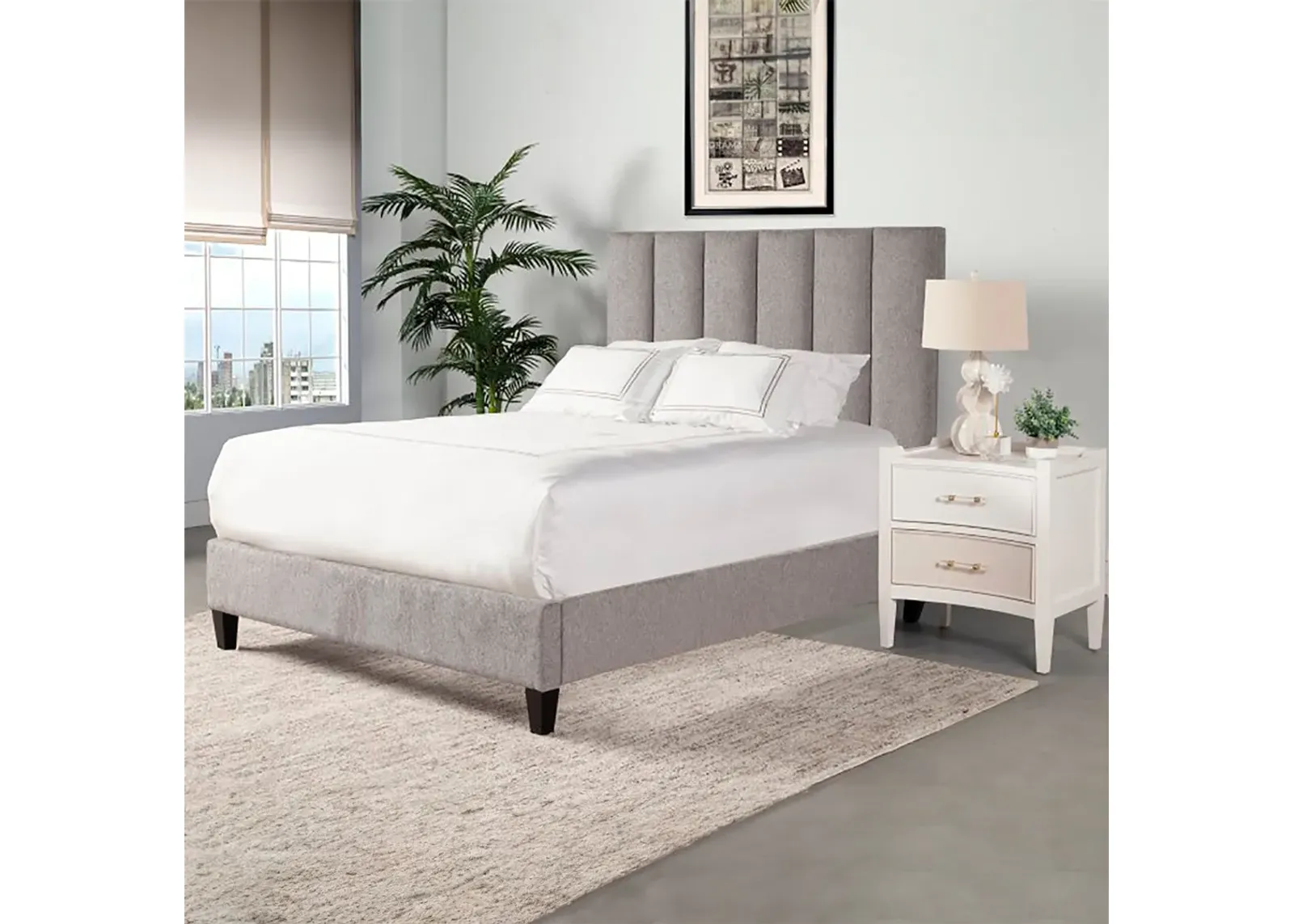 Queen / Grey Aiden Upholstered Bed