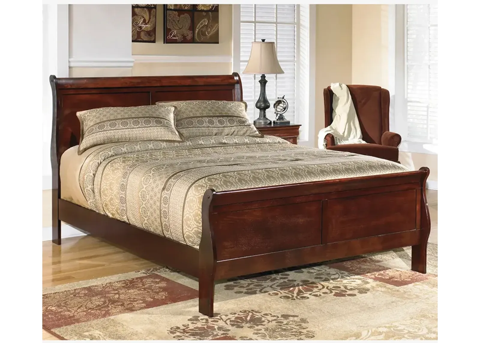 King Alisdair Sleigh Bed