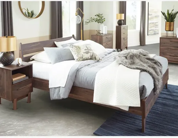 Calverson Queen Bed