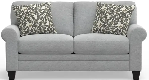 Vera Loveseat