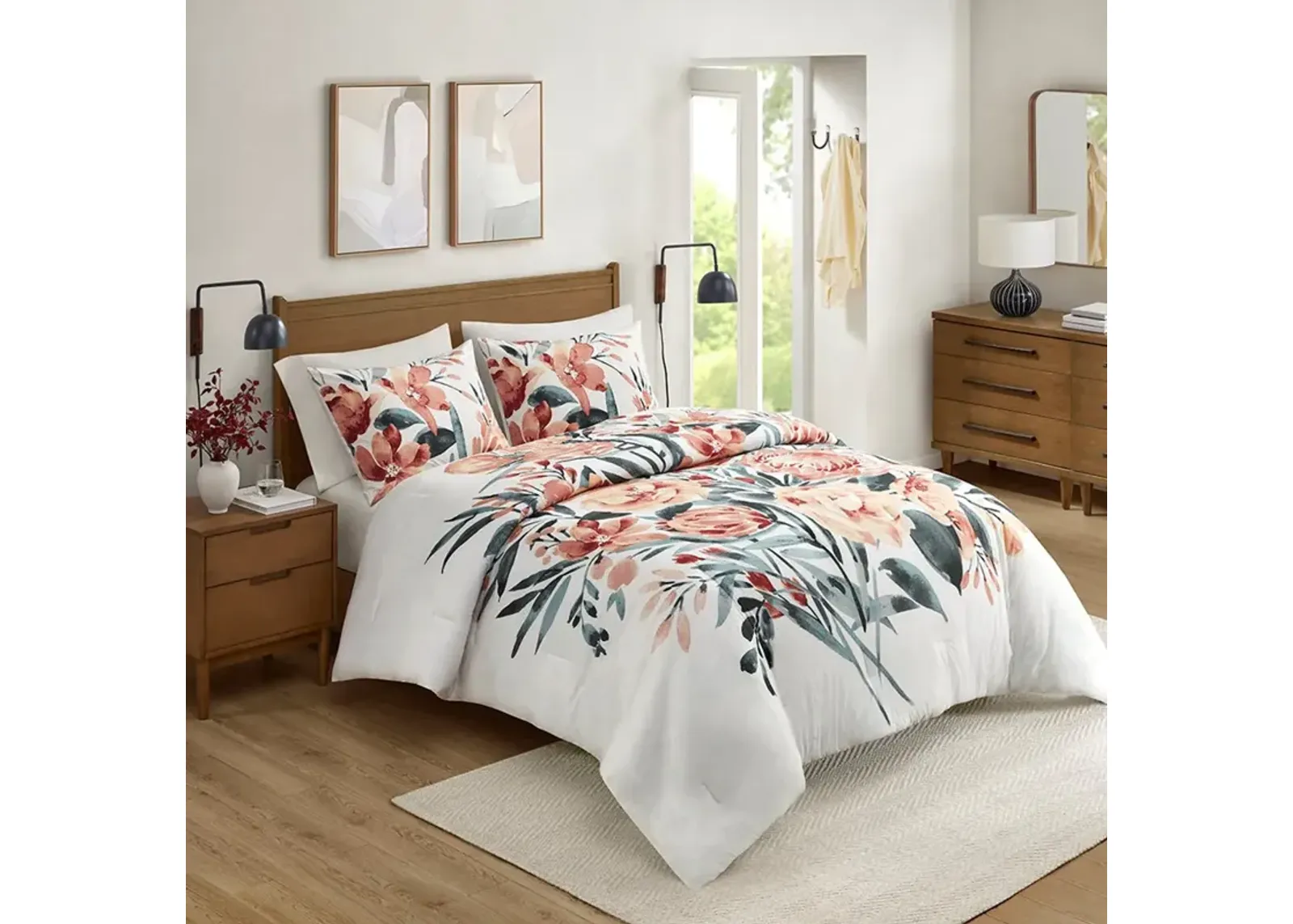 King / Cal King Dahlia Comforter Set