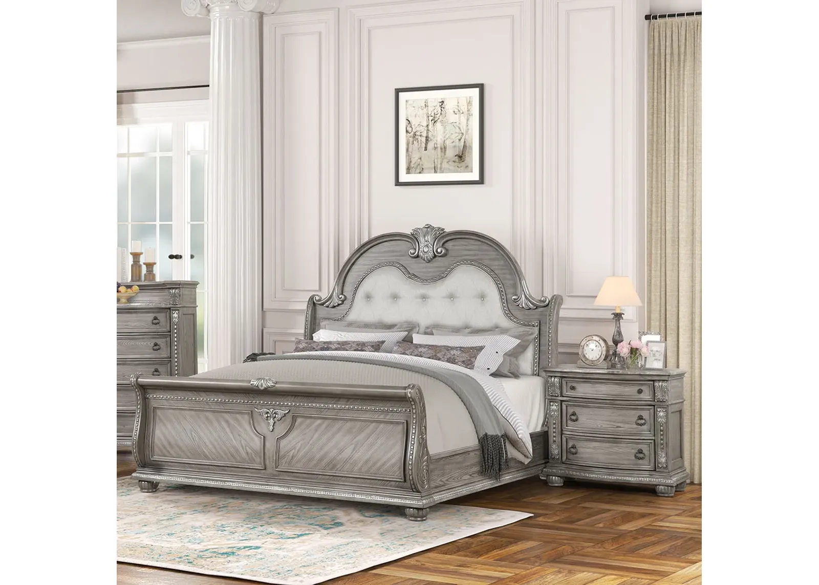 Queen Charlotte Upholstered Bed