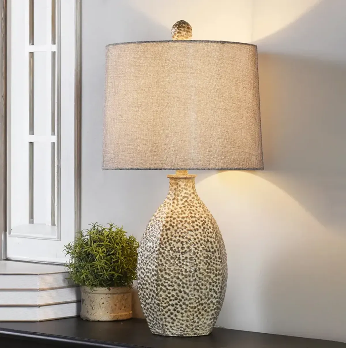 Pebble Table Lamp