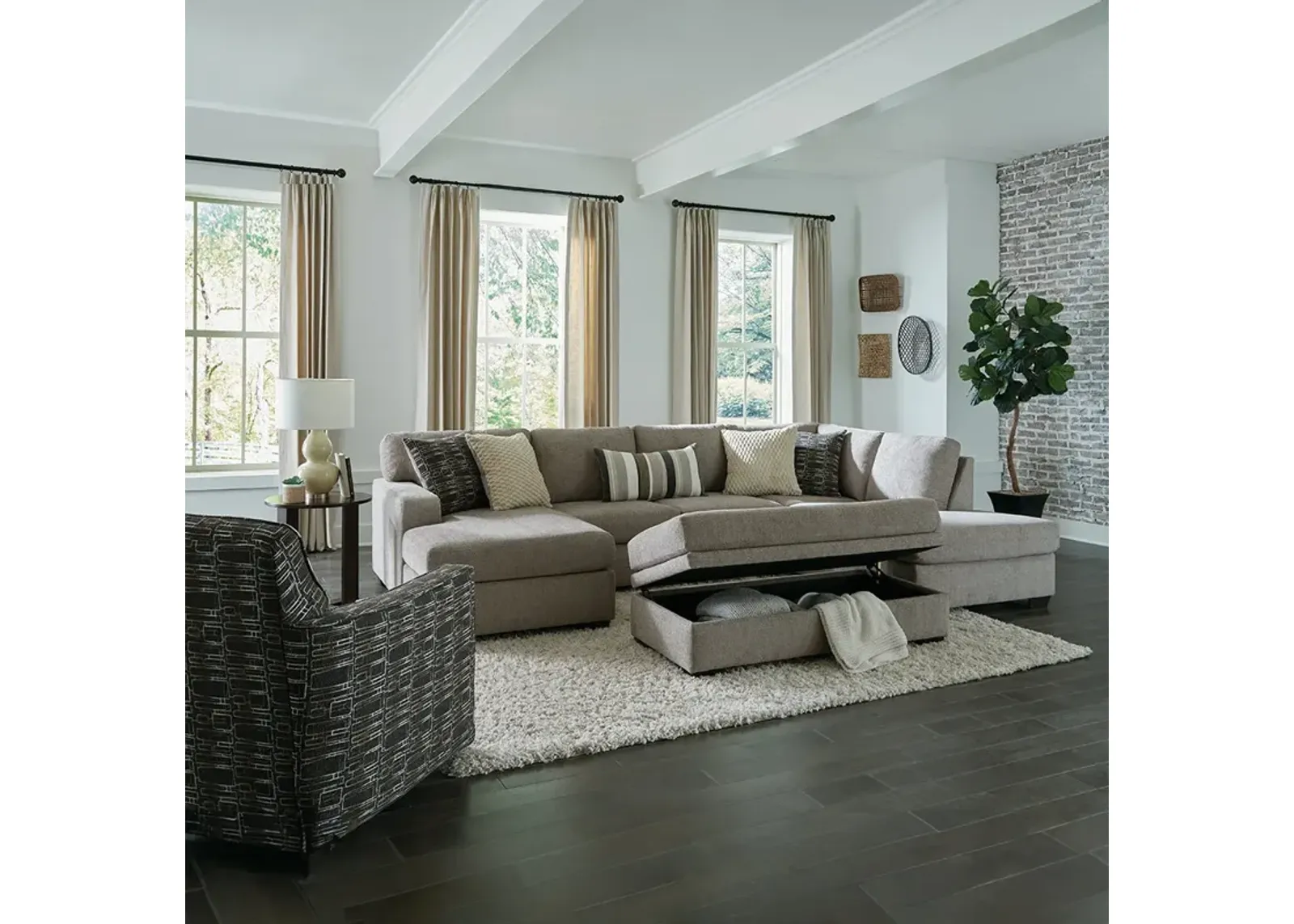 Bri Sectional with Storage Ottoman