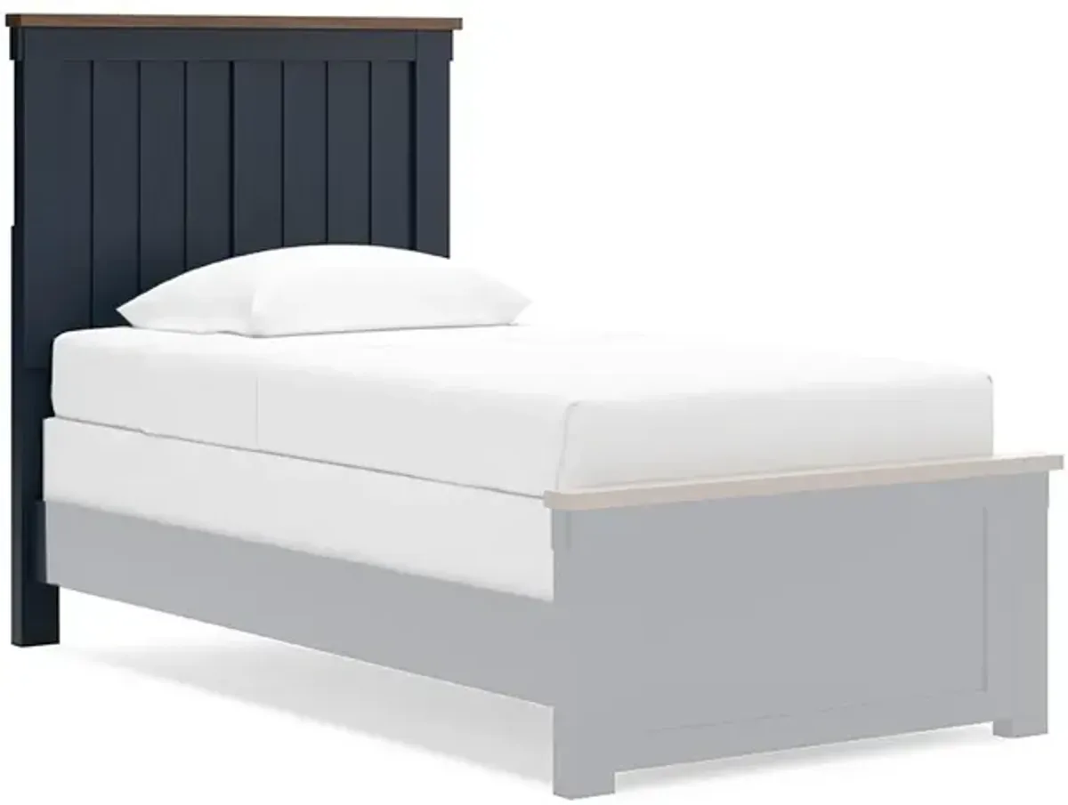 Queen Landocken Headboard
